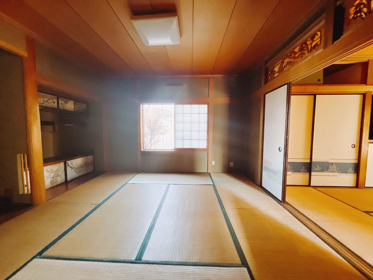 【和室】襖を撤去して、14帖(約23.14平米)の一つのお部屋としても使用できます♪