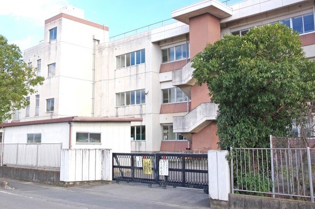 太田市立城西小学校(1700m)-徒歩約22分