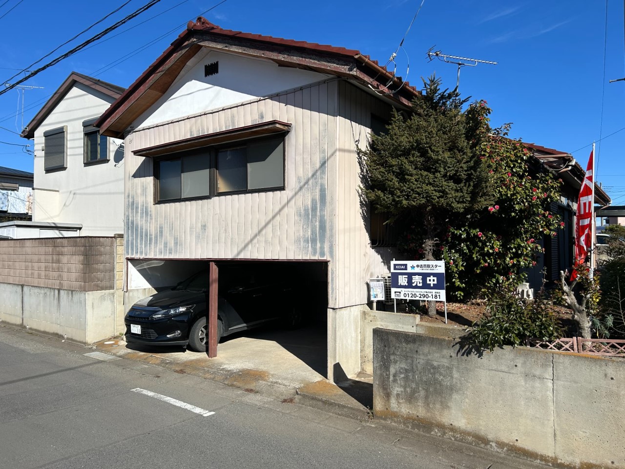 【外観 】お庭ではガーデニングも楽しめます