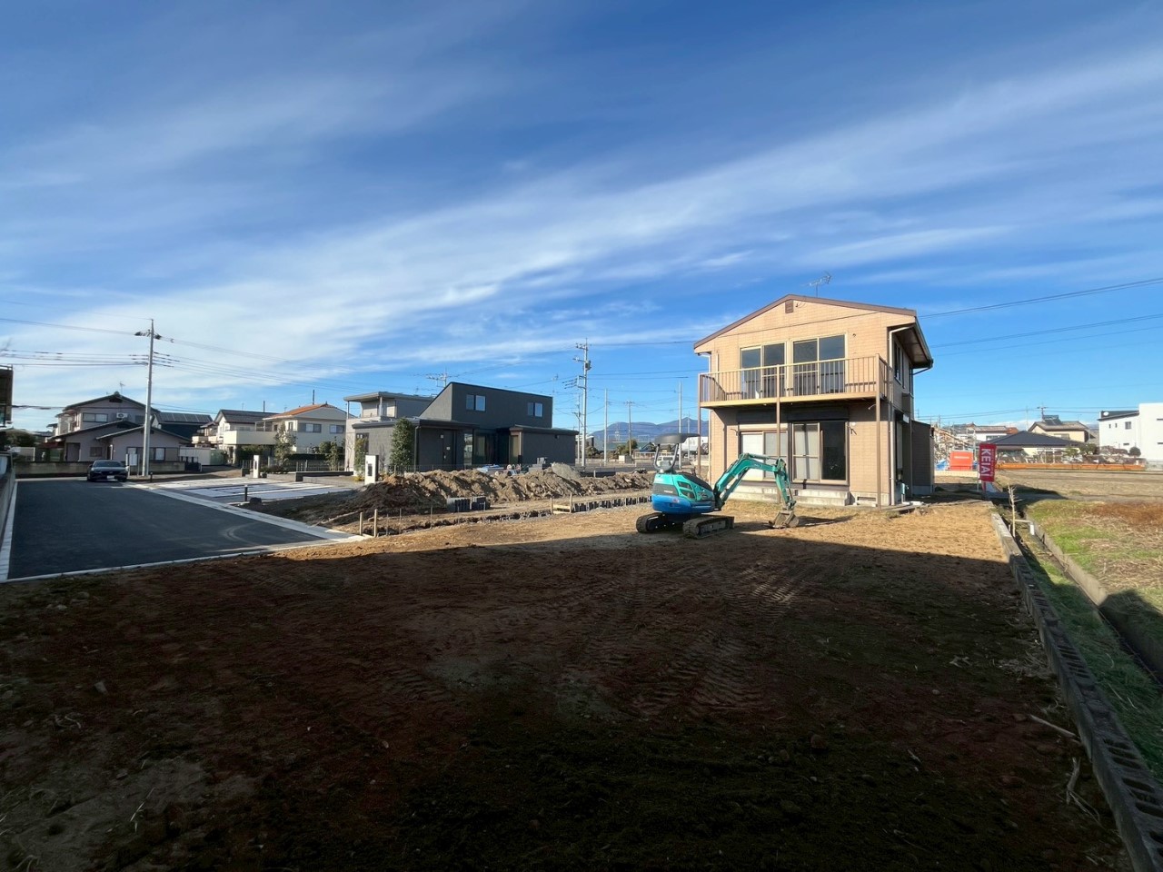 【庭】駐車3台可能！お庭が広いのは嬉しいですね♪