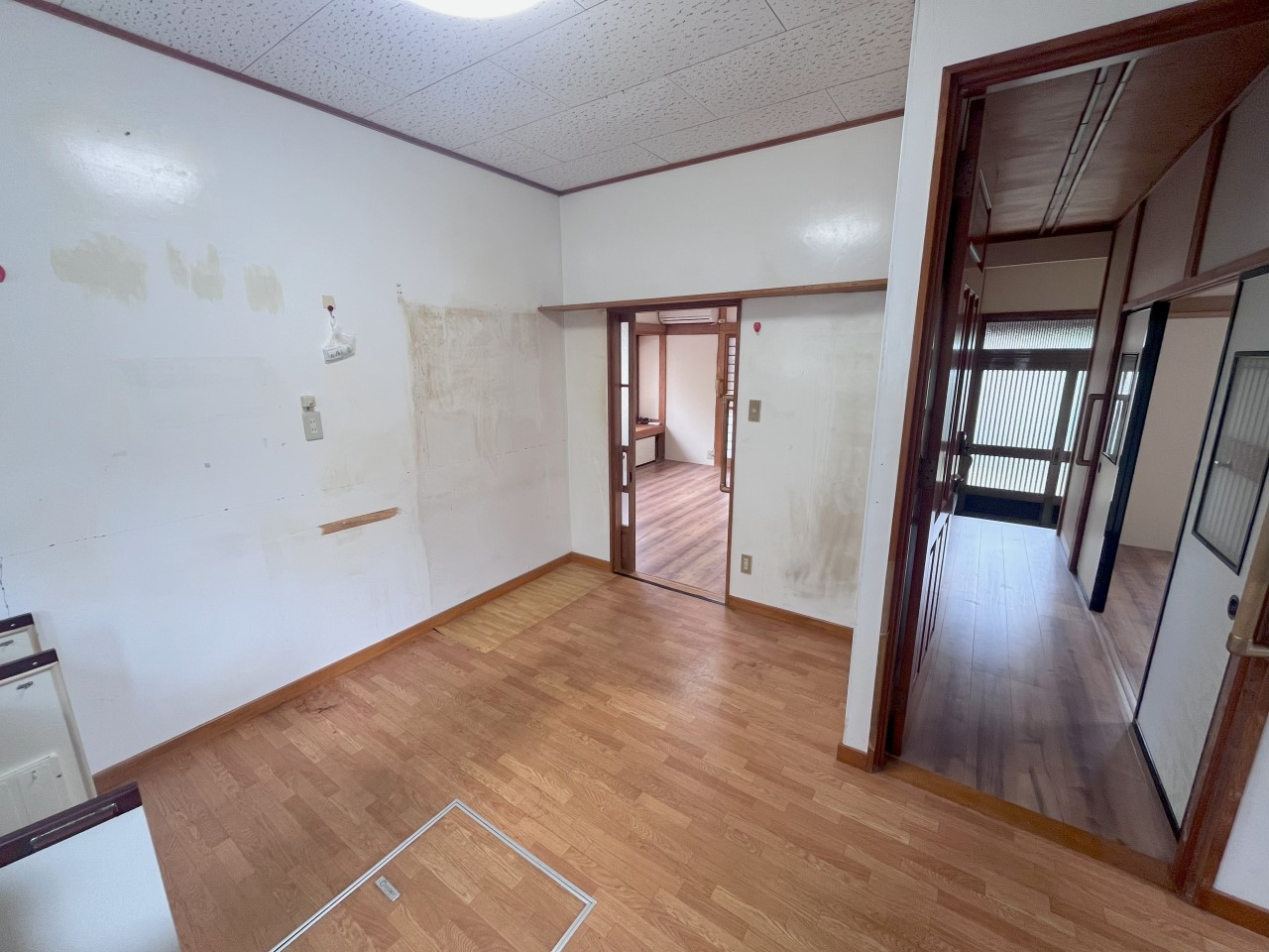 キッチン交換予定です♪※リフォーム前の写真です。（２０２５．９月撮影）