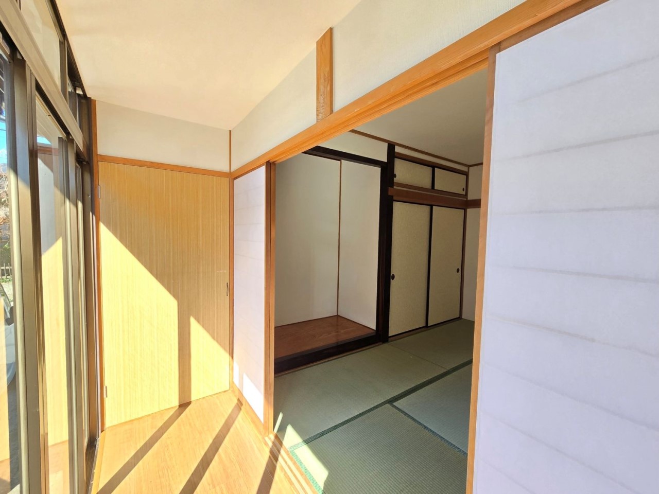 日当たりの良い１Fの縁側です♪※リフォーム後写真（2026年3月撮影）