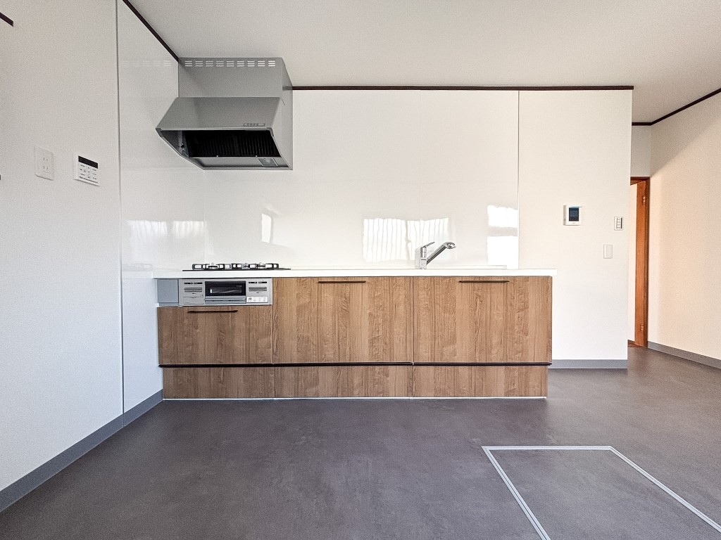 【リフォーム後　キッチン】新しいシステムキッチンに交換しました♪※2026年2月撮影