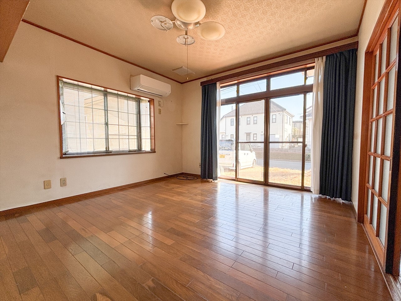 【リビング】17帖あるリビングでゆったり過ごせます♪（2026年2月撮影）