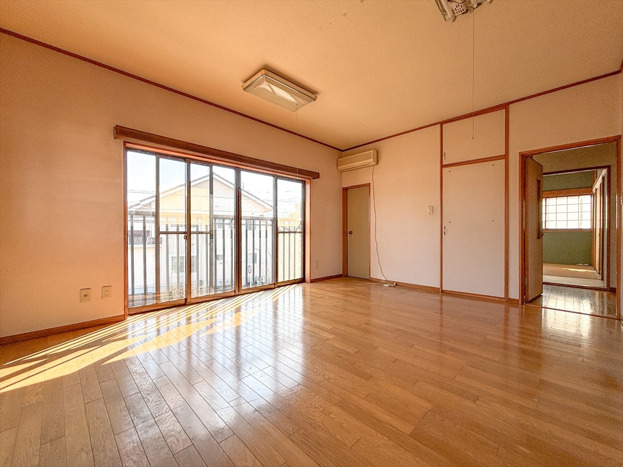 【10帖洋室】家具の配置がしやすい間取り。（2026年2月撮影）