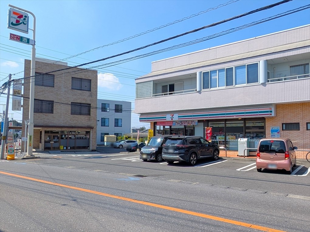 セブンイレブン宇都宮弥生店(400m)-コンビニが近いのでちょっとした買い物に便利です♪
