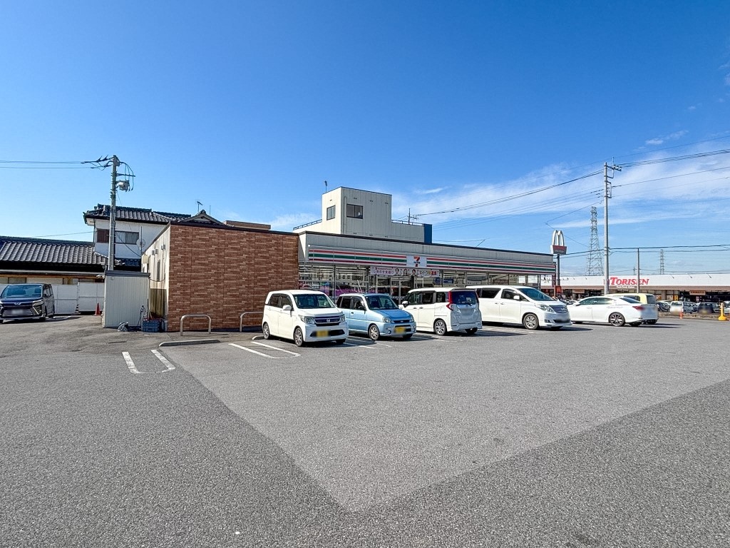 セブンイレブン高根沢中央店(550m)-