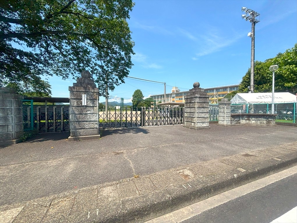 国本中学校(400m)-