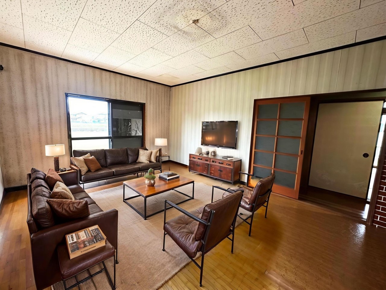 ※写真は一部CG加工されています。現況写真に家具を合成しております。※実際には家具付きではありません。※家具は価格に含まれません。