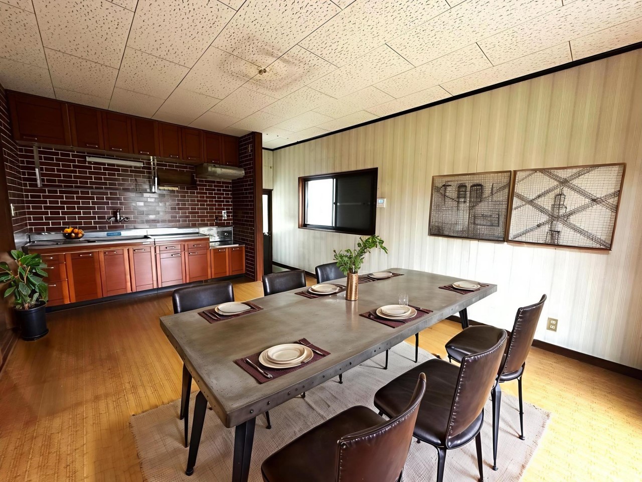 ※写真は一部CG加工されています。現況写真に家具を合成しております。※実際には家具付きではありません。※家具は価格に含まれません。