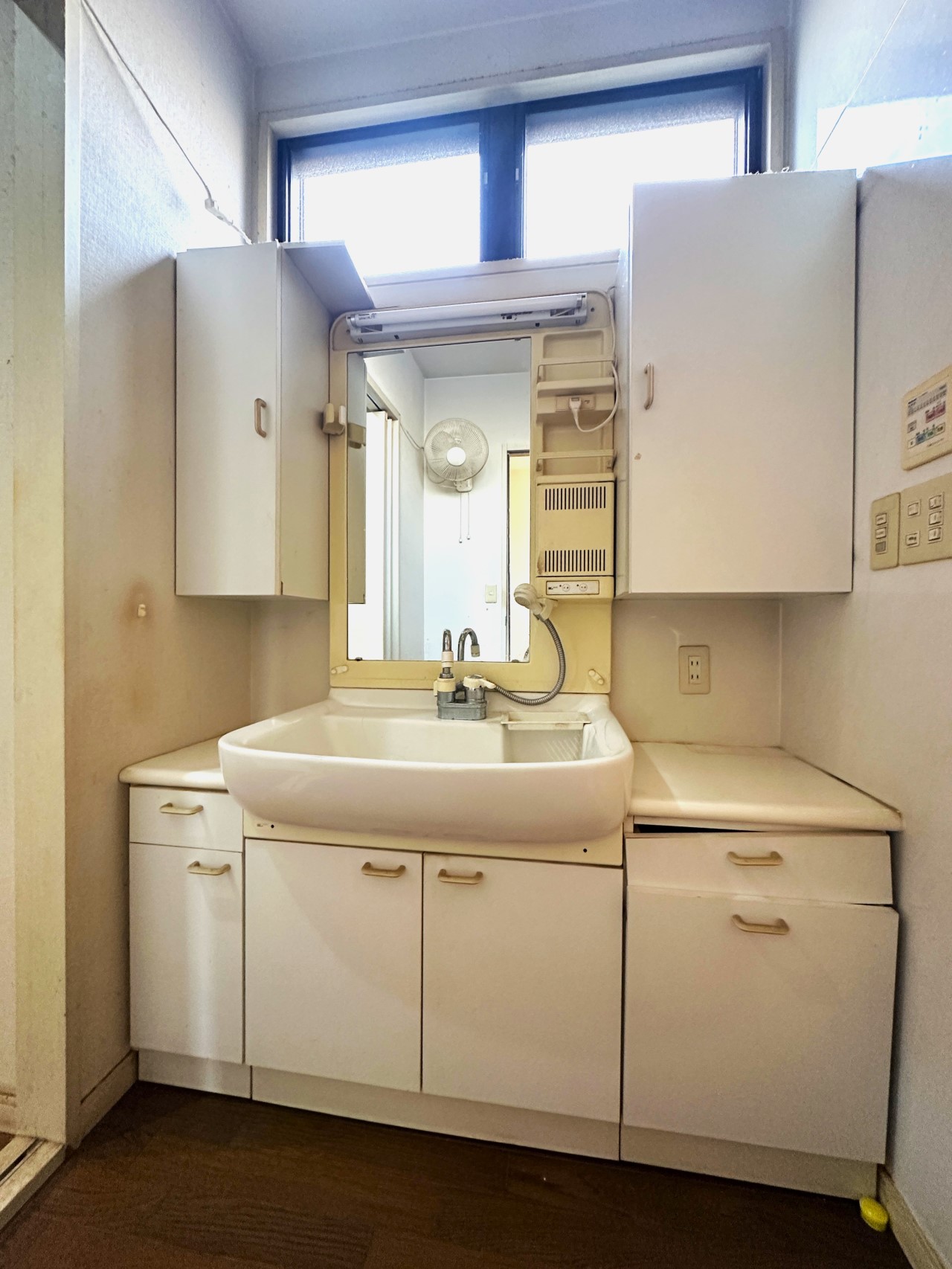 【１F洗面】※リフォーム前の写真です。（2026年2月）