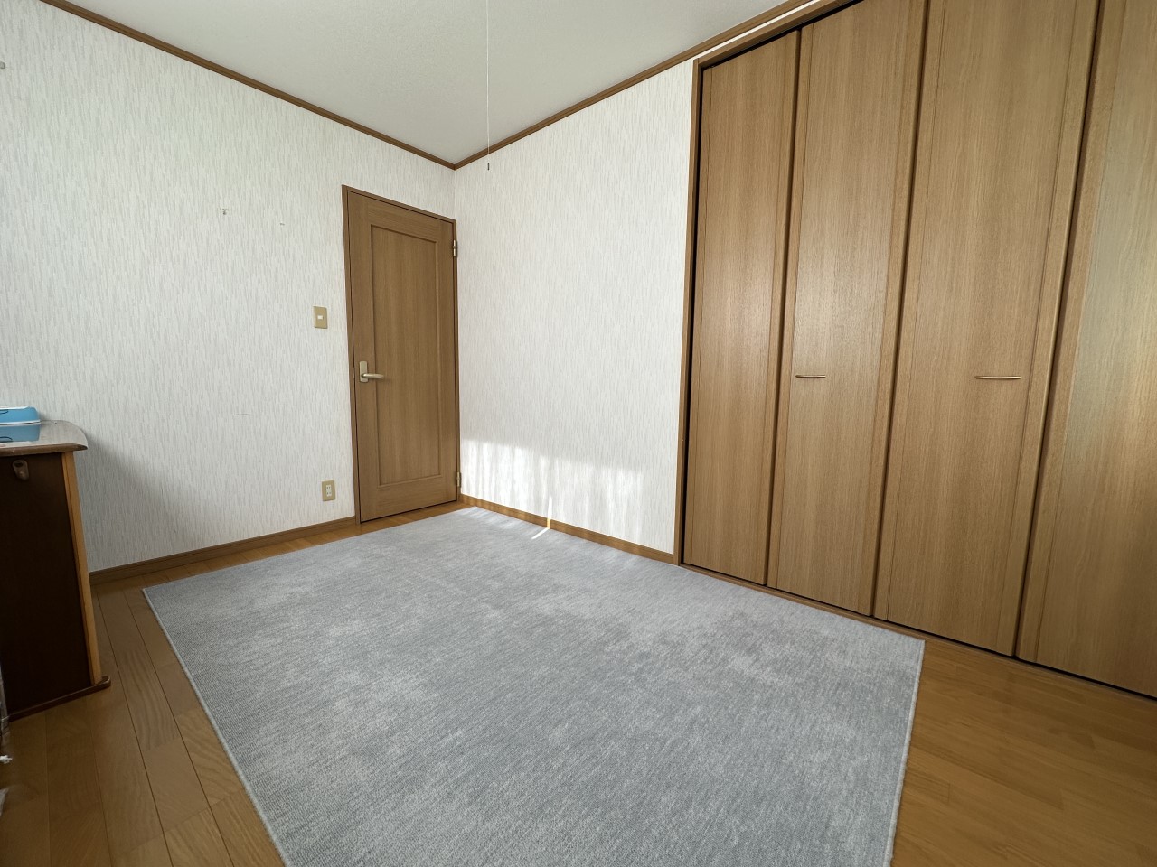 【2F洋室】※現況販売となります。（２０２６年３月撮影）