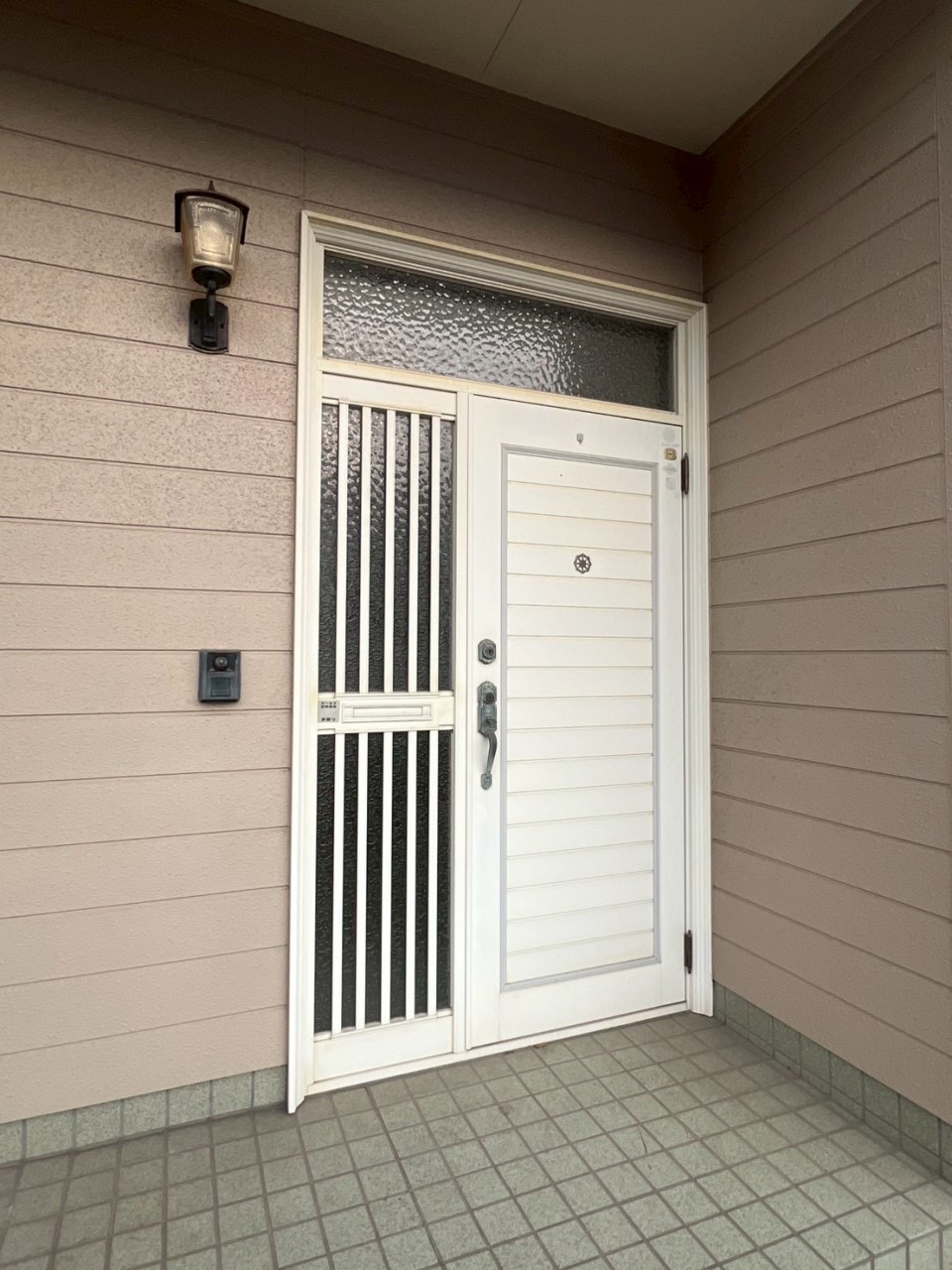 【玄関】※リフォーム前の写真です。（2026年1月撮影）