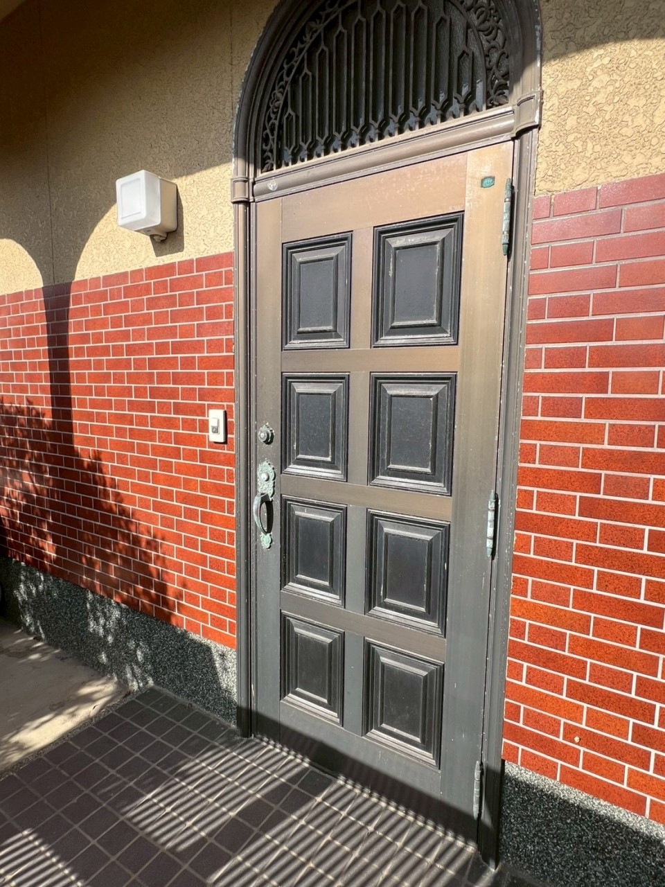 【玄関】※リフォーム前の写真です（2026年1月撮影）