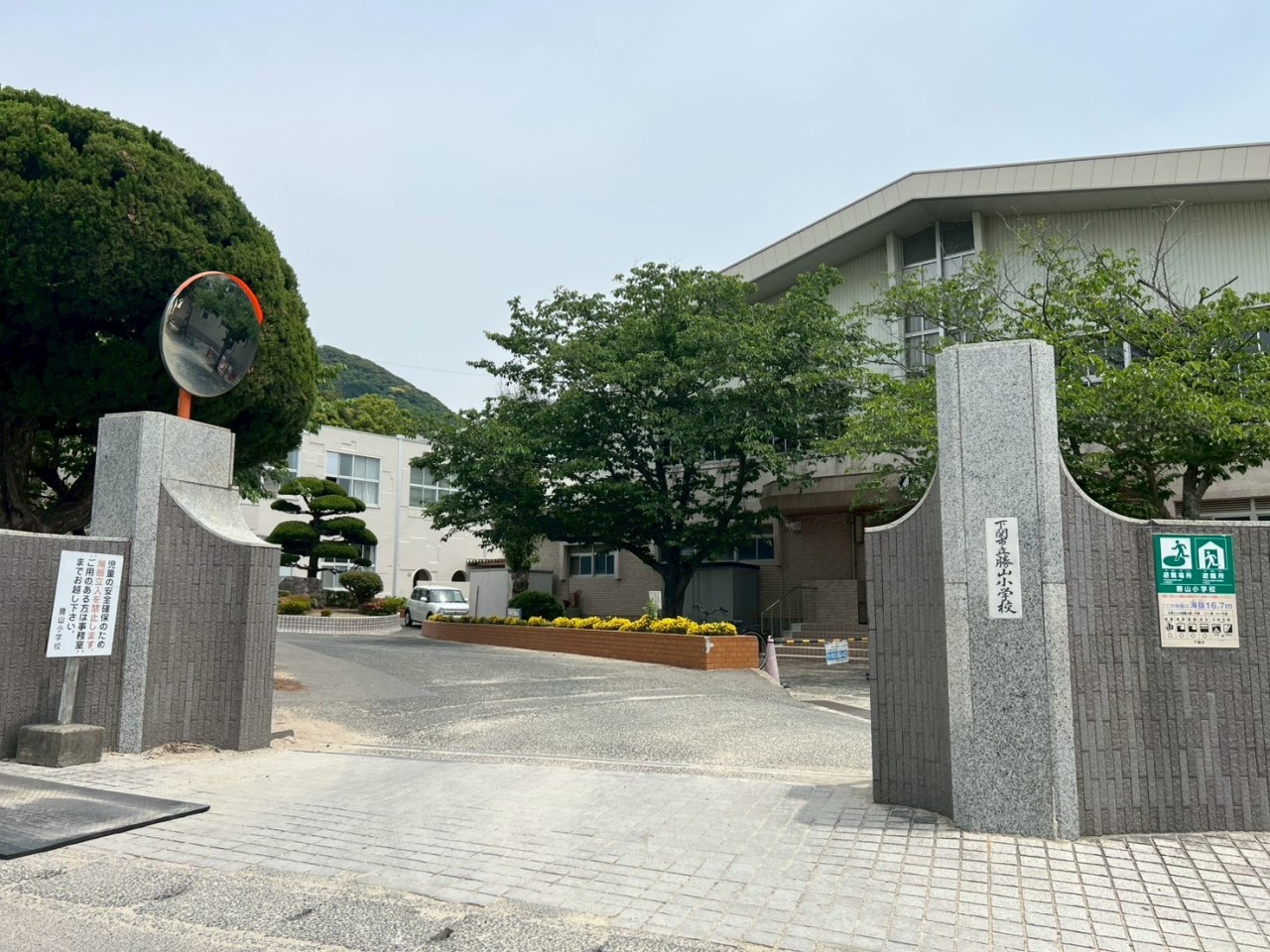 勝山小学校(2000m)-