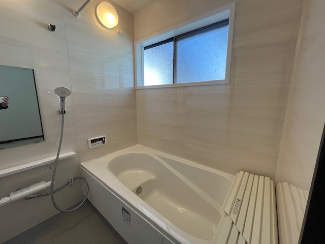 ＊2026年2月撮影｜内観・１F浴室