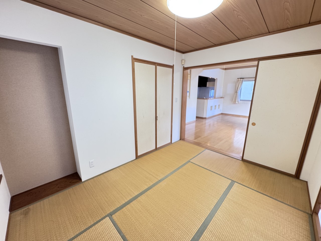 【和室】続き間の和室はお昼寝や家事スペースとしても大活躍！（2025年12月撮影）