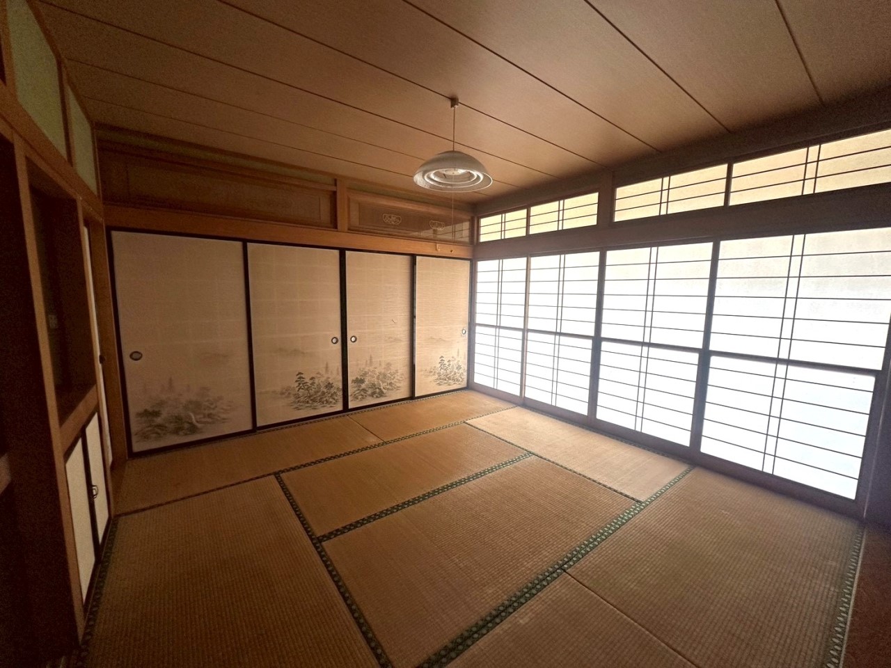 【和室】小さなお子さまにはフローリングよりもやわらかい畳の方が安心です！