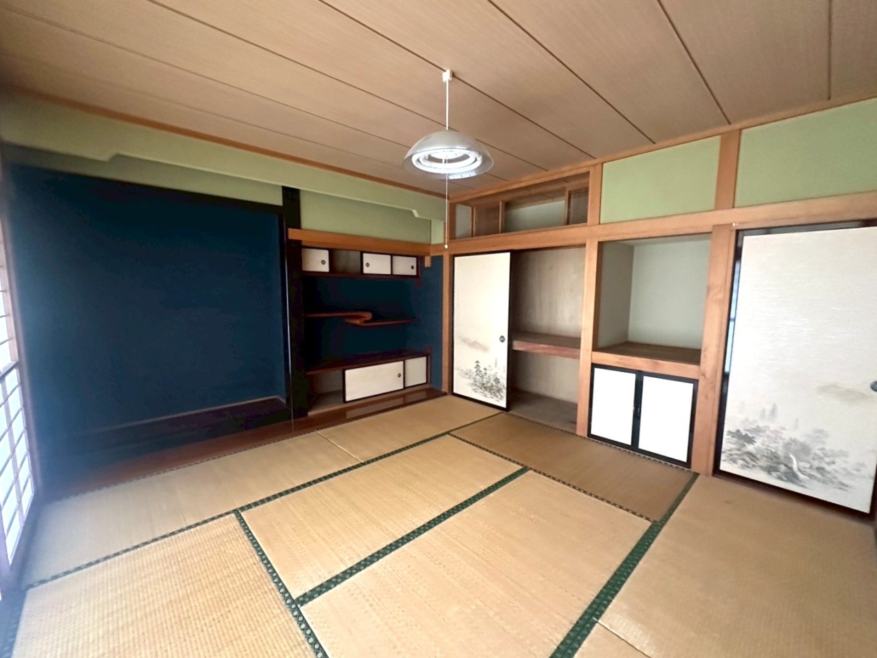 【和室】各居室に収納が付いているのでお部屋を広く使えます♪