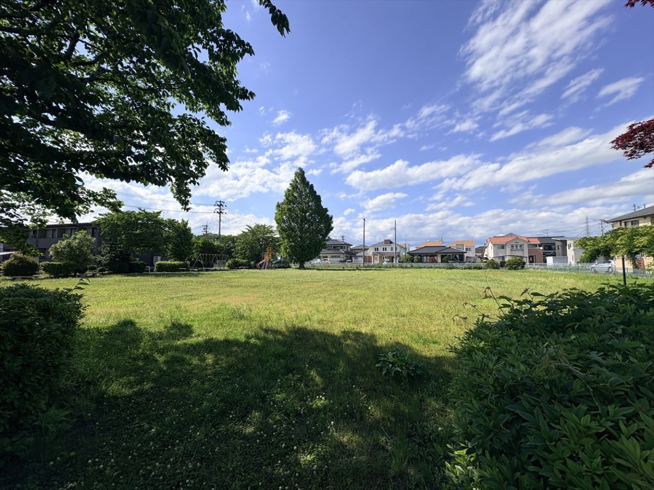 東青川公園(200m)-