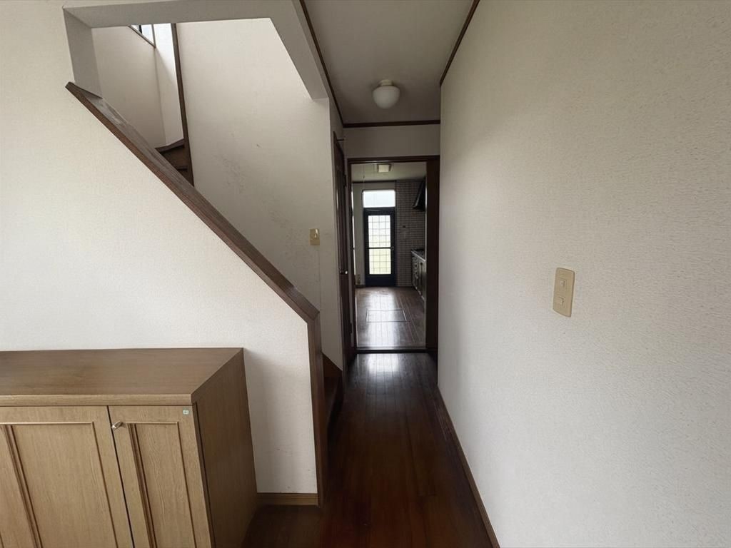 【玄関】※現況販売となります。2025年12月撮影