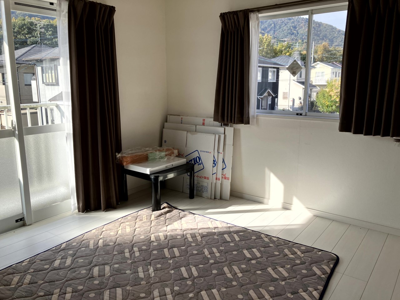 ※現況販売となります。（2026.1月撮影）明るい日差しが差し込む居室空間♪