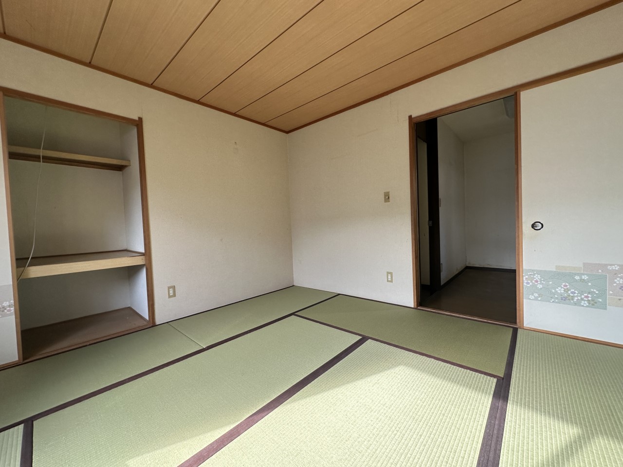 【２F和室】8帖の広々とした和室♪家族の憩いの空間です♪※現況販売となります。（2026年2月撮影）