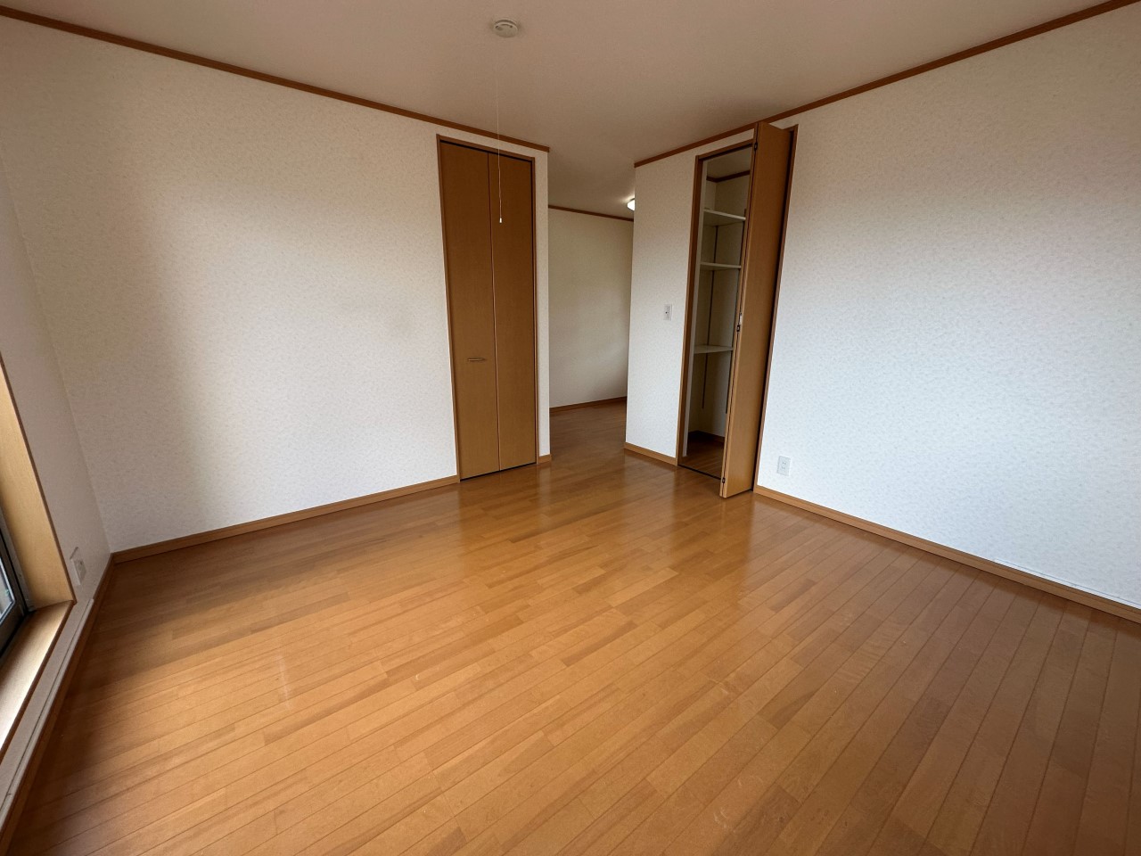 【２F洋室】※現況販売となります（2026.1月撮影）