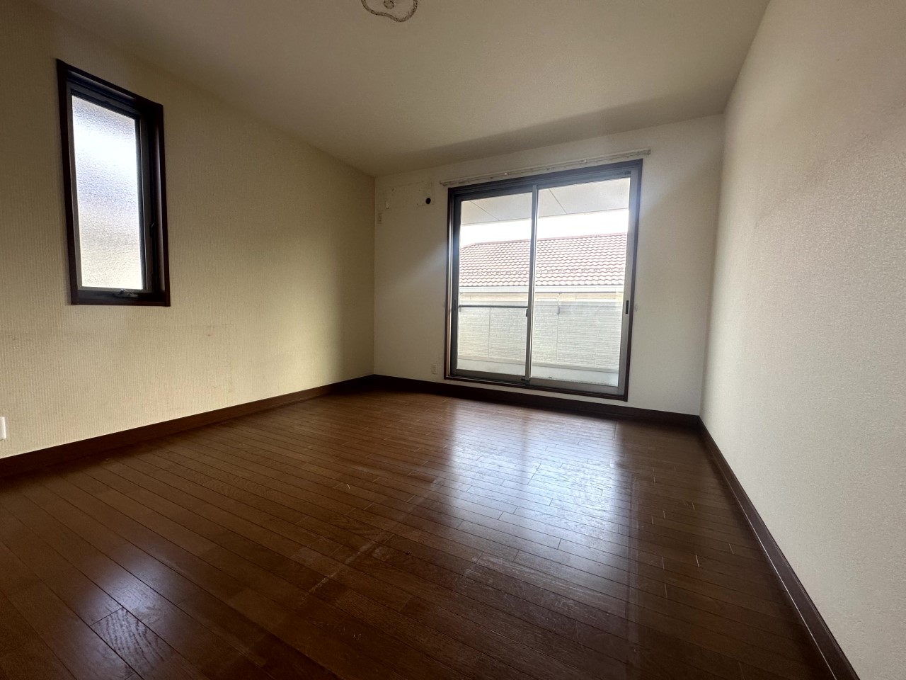 【２F洋室】現況販売となります。（2026年２月撮影）