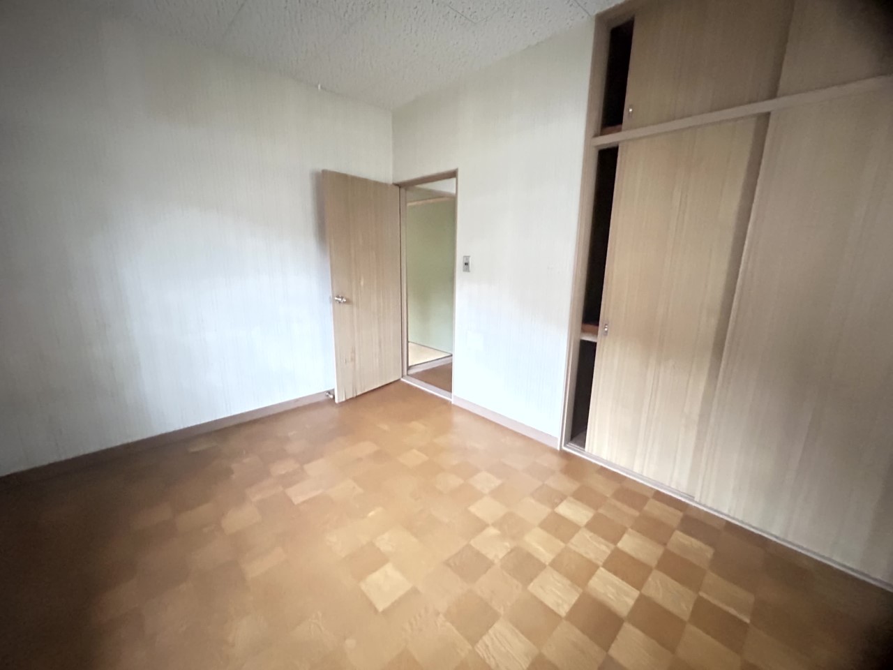 【2F洋室】※現況販売となります(2026年3月撮影)