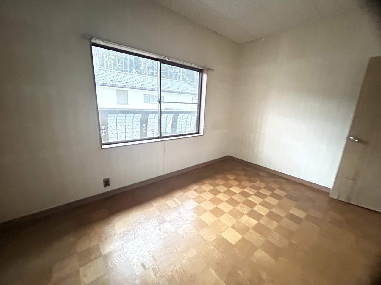 【2F洋室】※現況販売となります(2026年3月撮影)