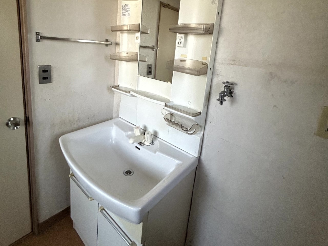 【洗面台】※現況販売となります(2026年3月撮影)