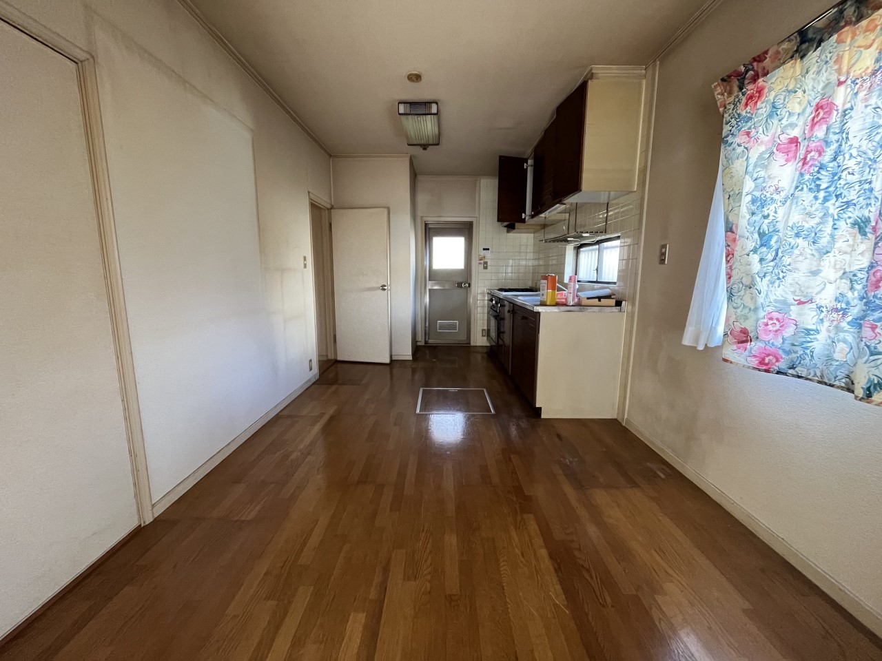 【キッチン】ご家族と並んでお料理をしても余裕のある、広々としたキッチン♪※2026年3月撮影