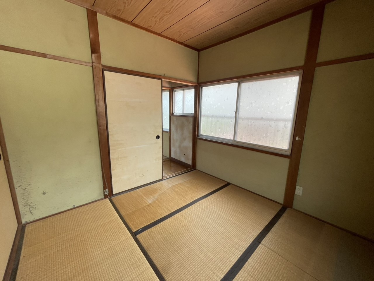 【2F和室】和室でしか感じられない趣のある雰囲気をお楽しみください※2026年5月撮影