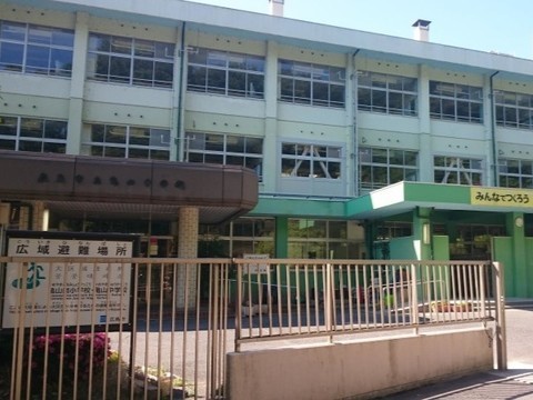 亀山中学校(1900m)-