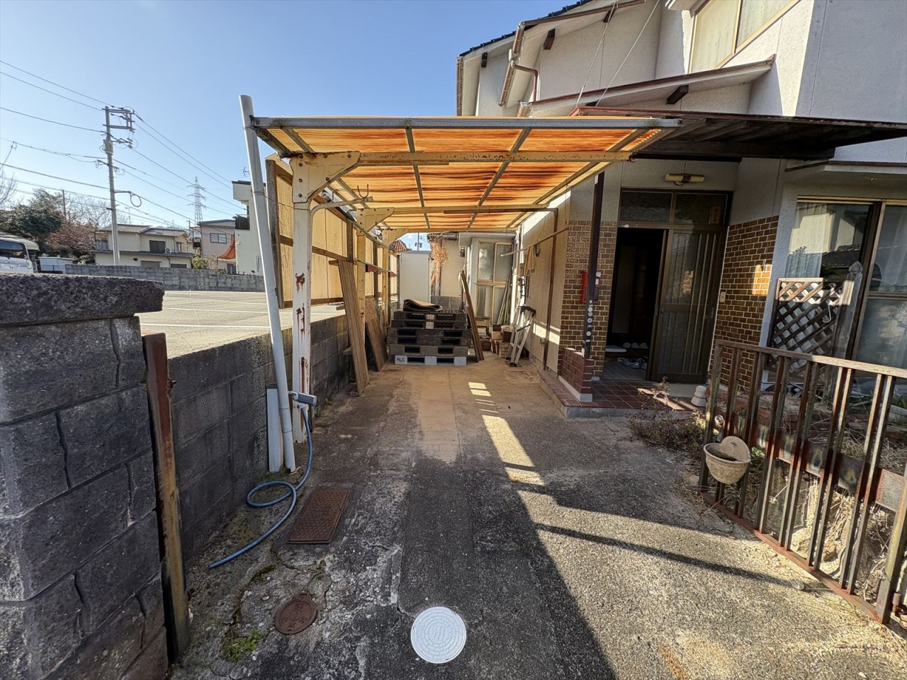 【駐車場】2台駐車可能！※カーポートはRFで撤去いたします。