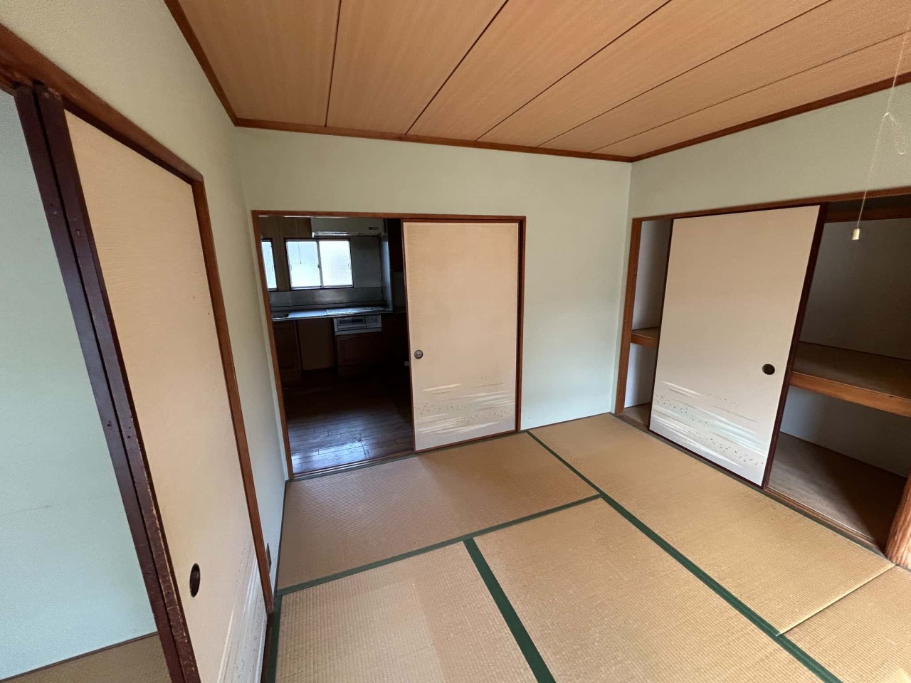 【和室】多用途に使える和室は、寝室や書斎、客間としても最適です。※2026年2月撮影