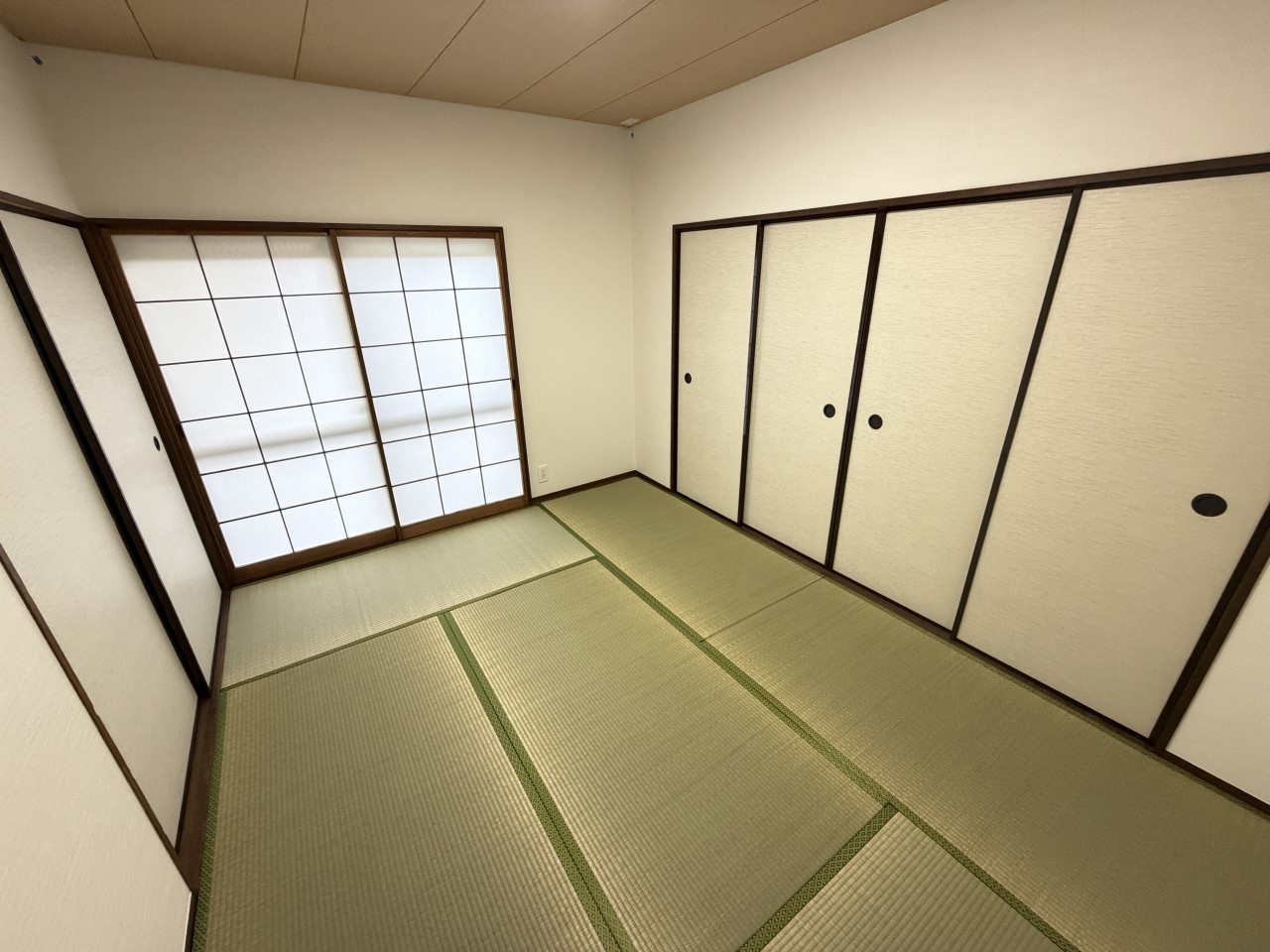 【1F和室】収納の充実した使い勝手の良い和室です♪※リフォーム後の写真です※2026年5月撮影