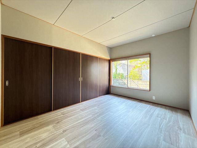 【1F洋室】子供部屋や趣味の部屋にどうですか？（2026年10月撮影）※リフォーム後写真