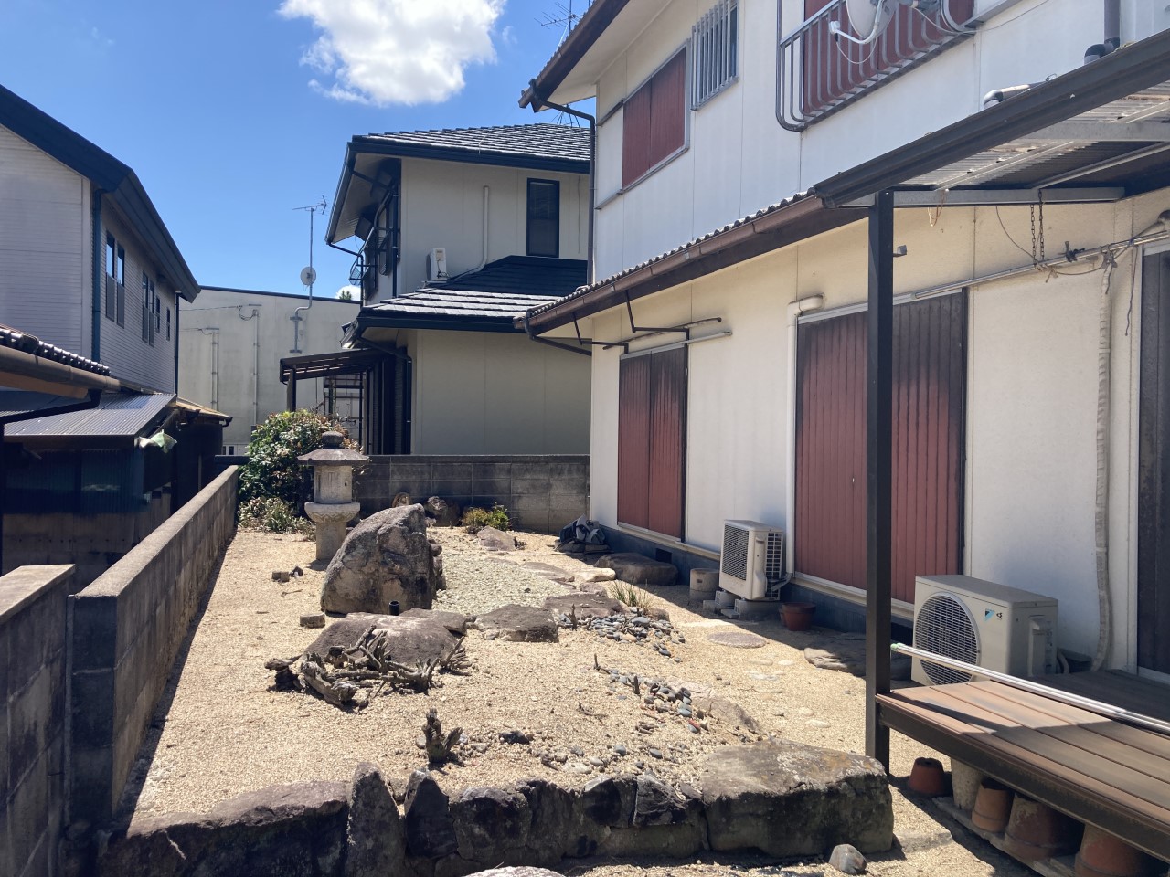 《庭》令和7年7月撮影　※リフォーム前写真