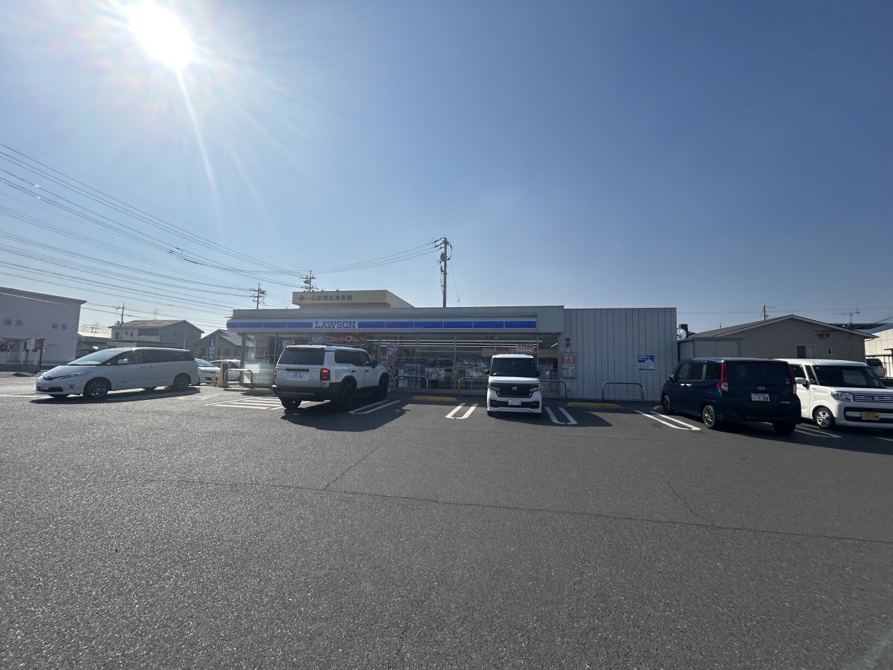 ローソン桜が丘店(850m)-