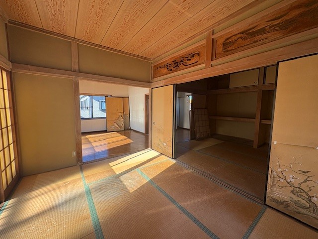 【和室】光が入る、明るいお部屋です♪