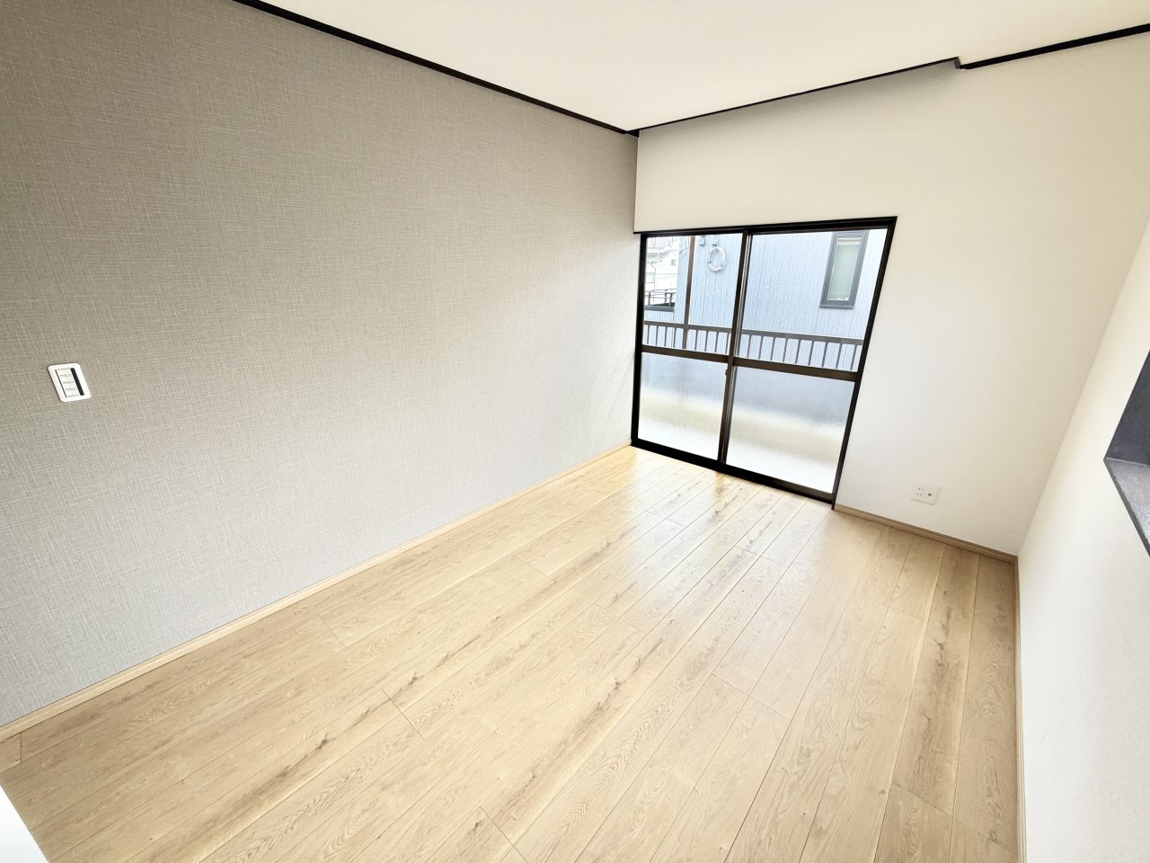 ◆2階洋室（リフォーム後）｜時代に合わせて使い方が変化するお部屋です。