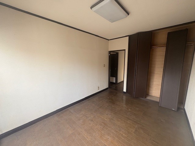 【洋室】全居室に収納がございます♪