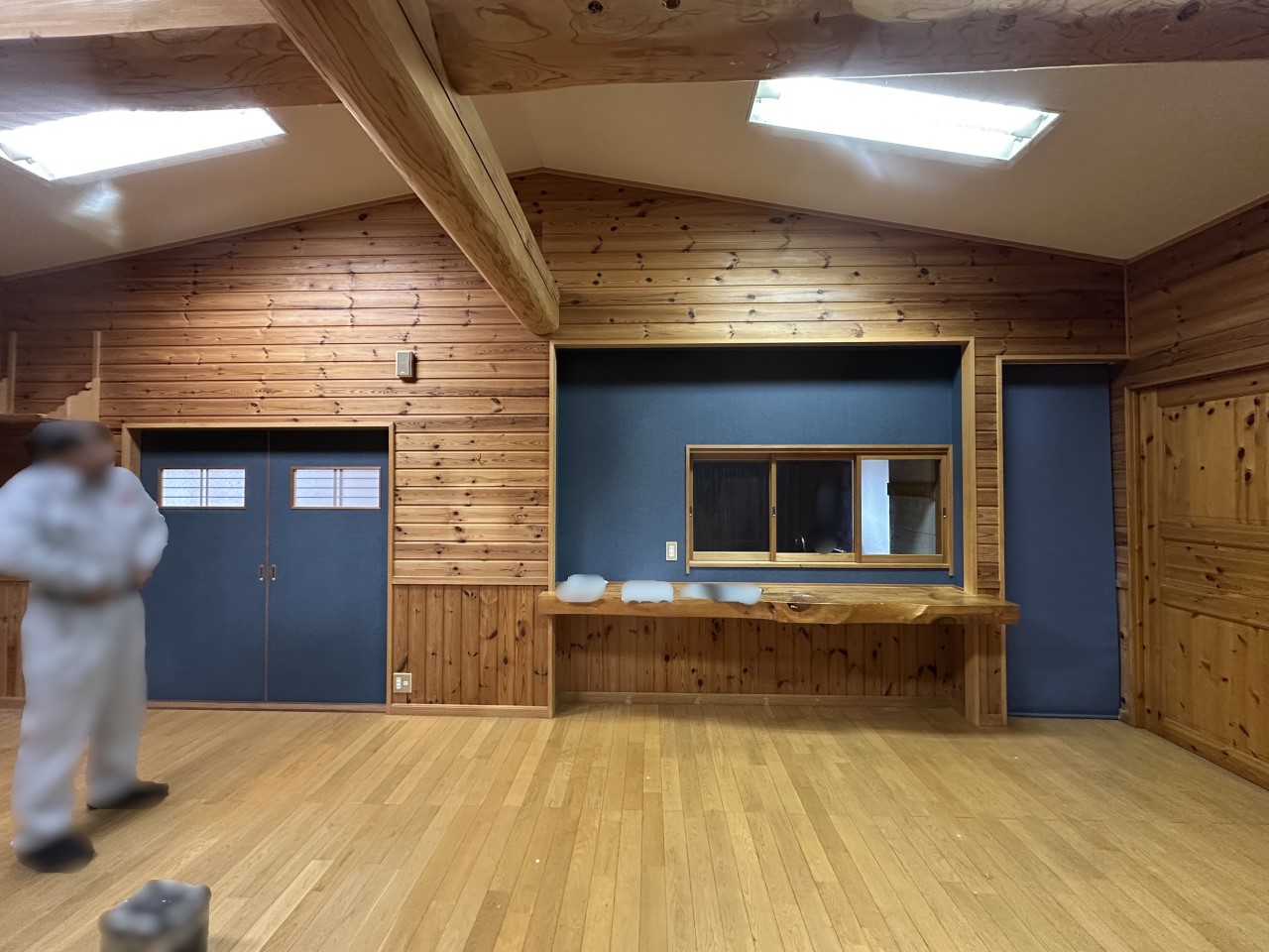 ダイニングスペースは木のぬくもりあふれる暖かな空間