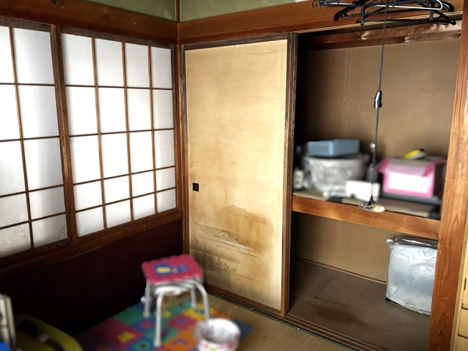 【和室】たっぷり収納できるスペースがありお部屋を広く使うことができます♪※2026年3月撮影