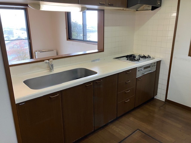 【キッチン】3口のガスコンロで料理の幅も広がる♪※2026年3月撮影