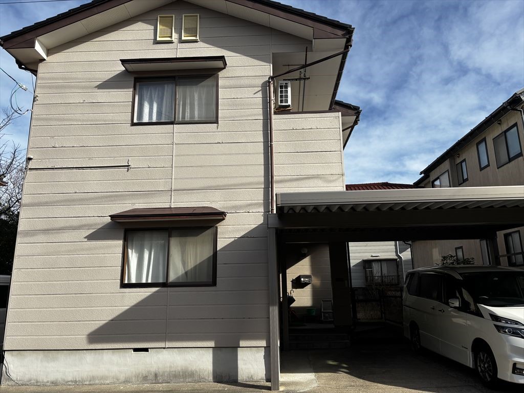 敷地内駐車3台可能◎