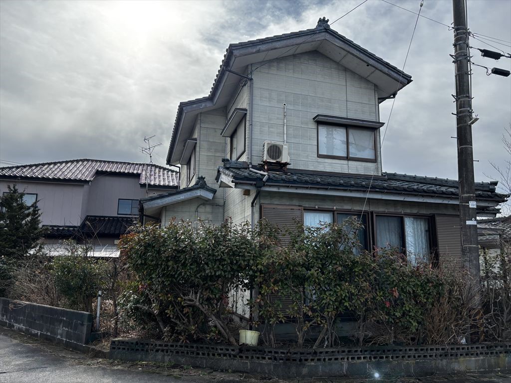【外観】JR羽越本線「金塚」駅まで徒歩9分（約700ｍ）の立地です♪※2026年2月撮影