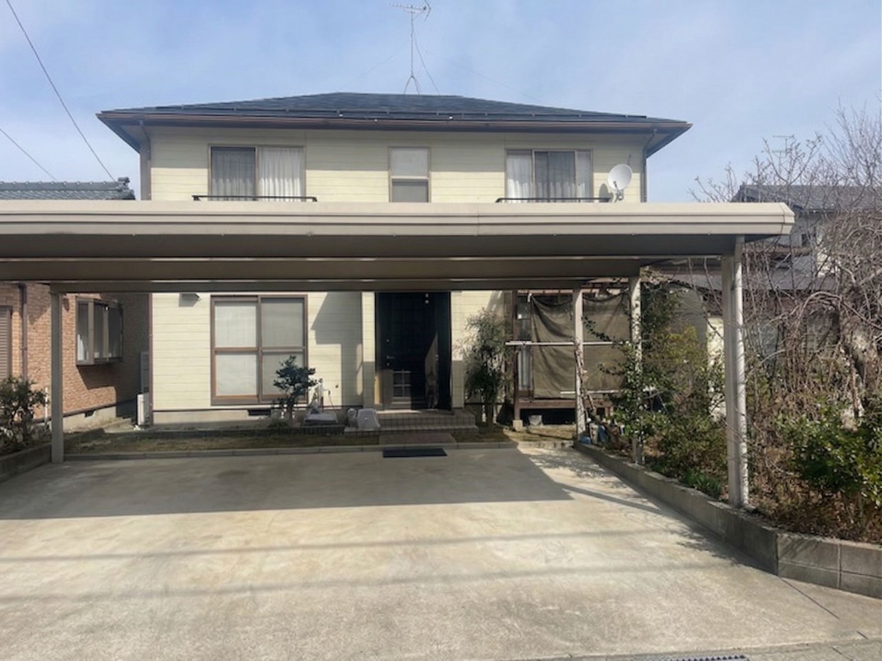 【外観】ミサワホーム施工＆敷地内駐車3台可能の戸建です♪※2026年3月撮影